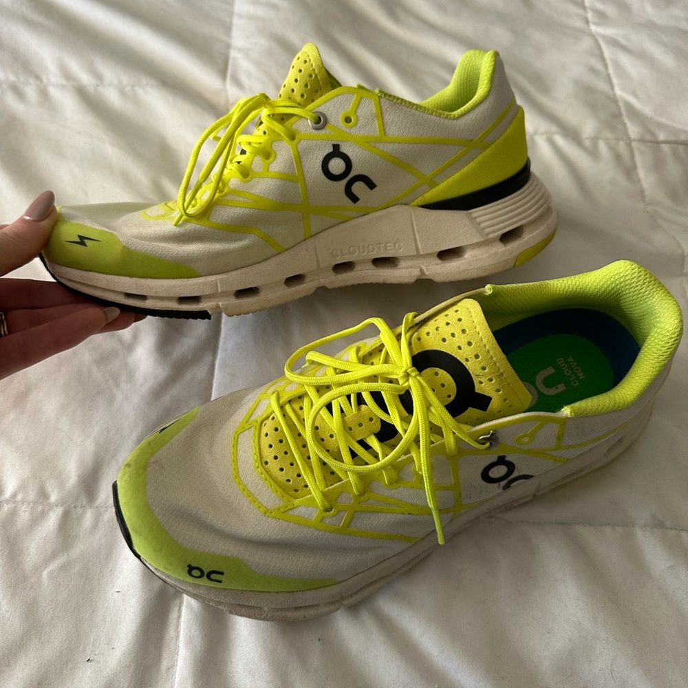 On running 
Cloudnova Z5 Women's size 8.5